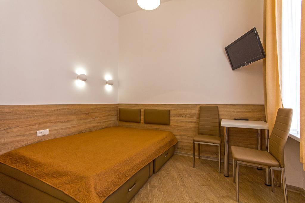 Mini Smart Apartments On Shpytalna 13- Economy Apartment Lviv Eksteriør billede